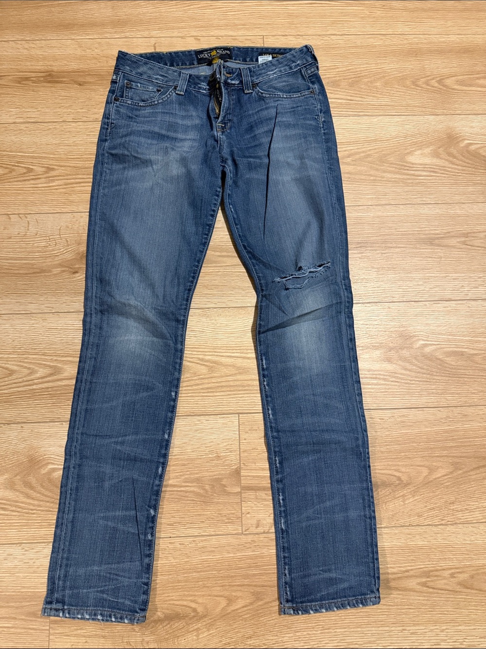 Lucky Brand Women’s Lola Skinny Straight Jeans in Faded Blue